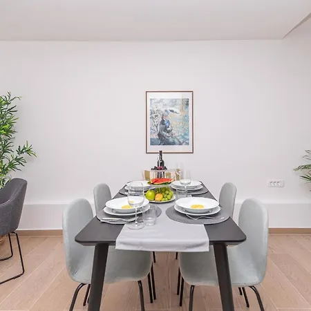 Emmi شقة أوميس