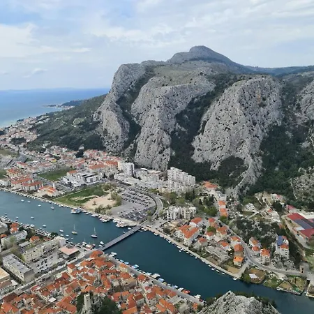 Emmi Apartamento Omiš